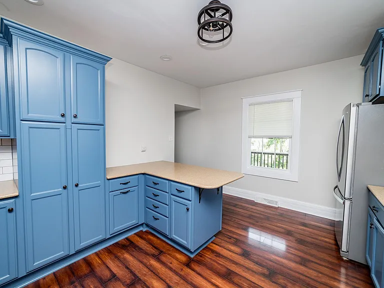 310 Sussex St — Photo 27