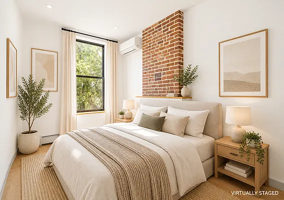 Bedroom, photo 2