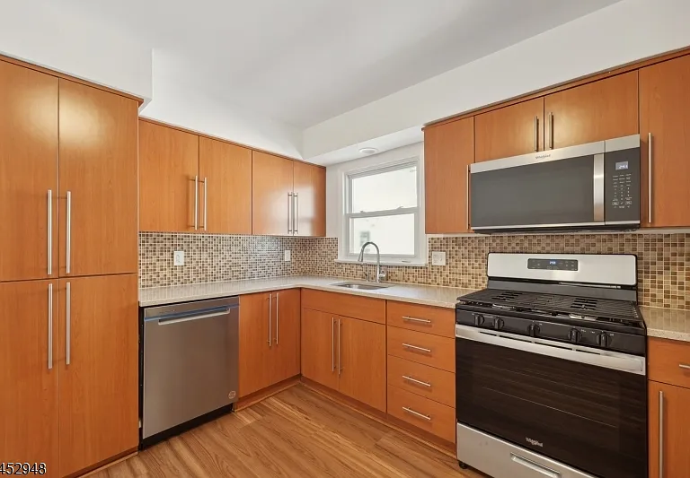 33 N Willow St #1 — Photo 5
