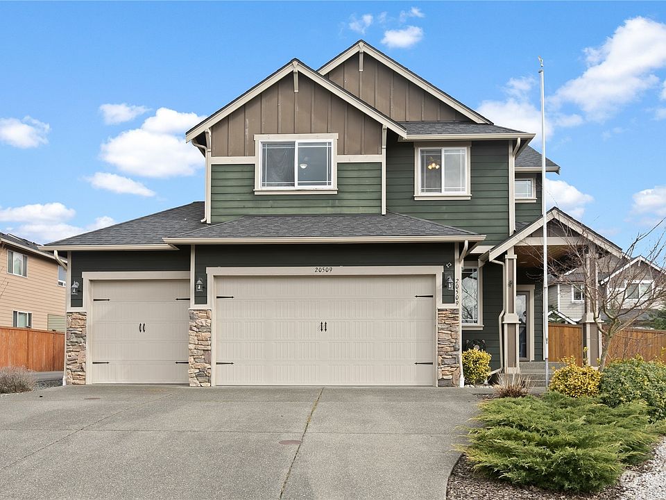 1st image of 20509 79th Avenue E