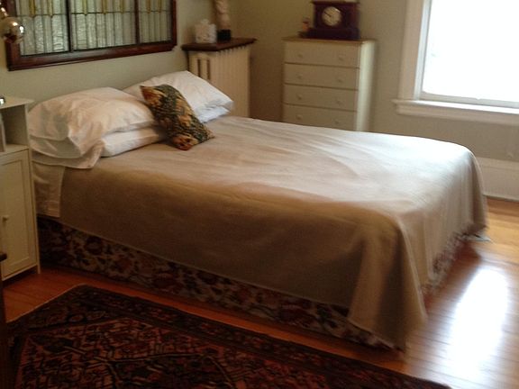 4th image of 2311 Humboldt Ave S