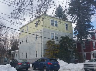 93 Elm St, Lewiston, ME 04240