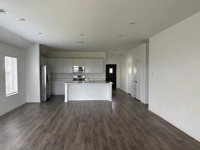 26643 Castiel Dr — Photo 9
