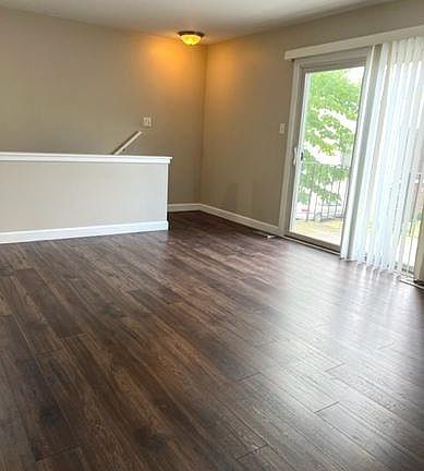 4th image of 513 Eagle Ct