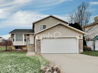 5568 S 3375 W, Roy, UT 84067
