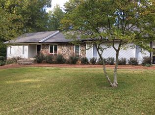 482 Club View Dr, Lawrenceville, GA 30043