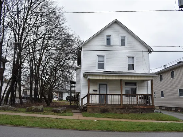 739 Locust St, Indiana, PA 15701