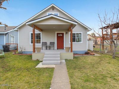 706 S 8th St, Yakima, WA, 98901