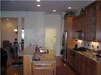 2nd image of 718 Wildflower Ln
