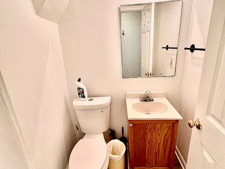 5227 Ridge Ave — Photo 9
