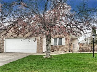 192 Heather Ln, Hobart, IN