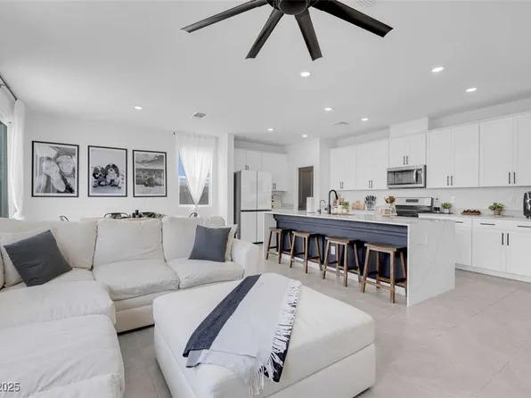 10292 Fragrant Apple Ct, Las Vegas, NV 89141