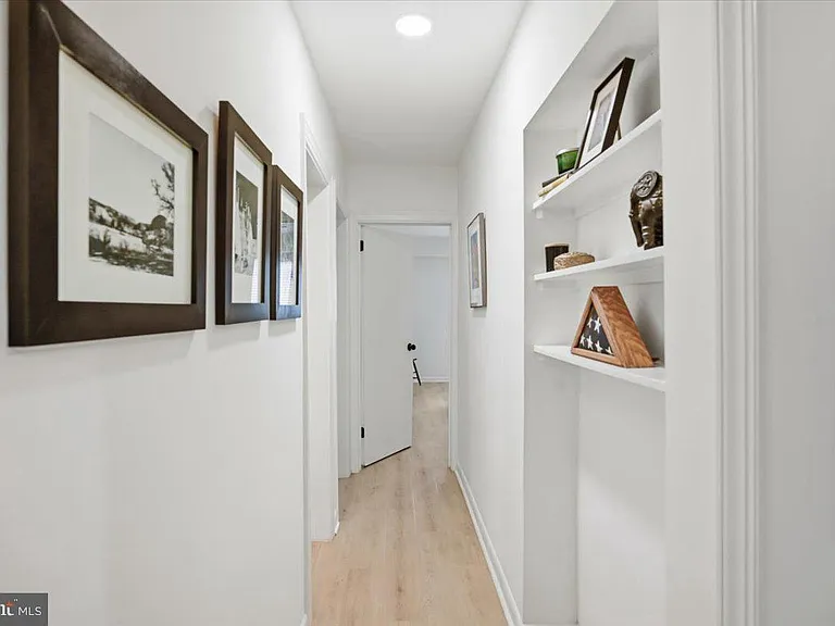 55 Skyhill Rd #101 — Photo 21