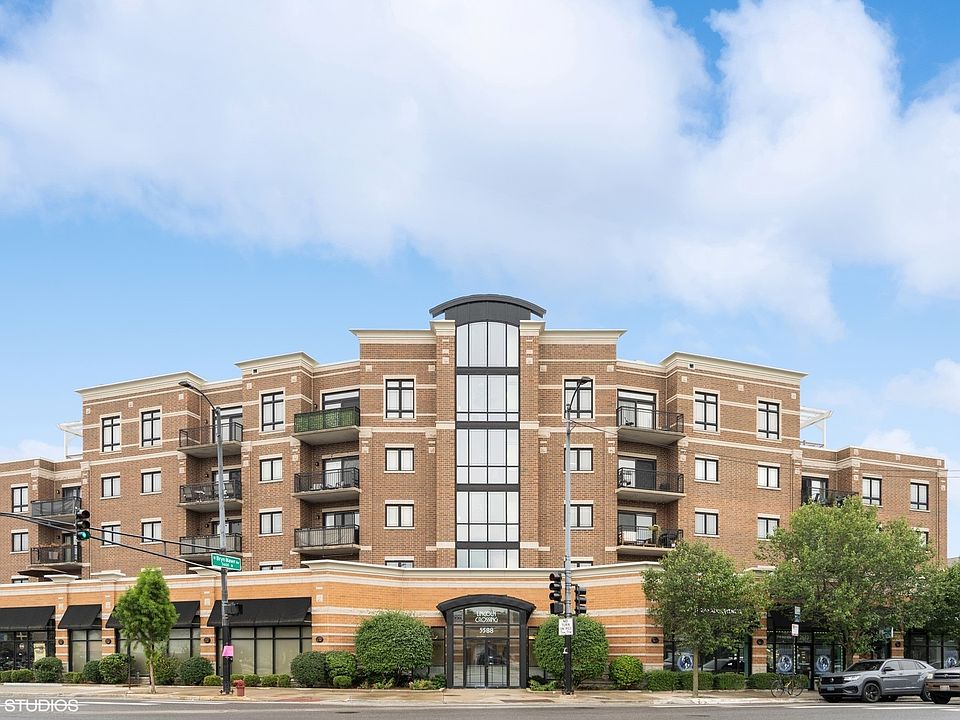 1st image of 5588 N Lincoln Ave APT 203