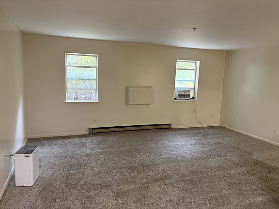 2nd image of 1120 Minns Dr #2