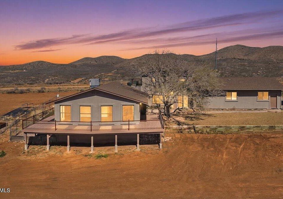 1st image of 1375 N Rabbit Ridge Rd