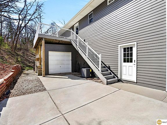 5th image of 9678 Oak Valley Rd