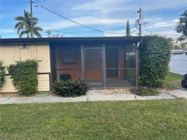 1108/1110 8th Way, North Fort Myers, FL 33903