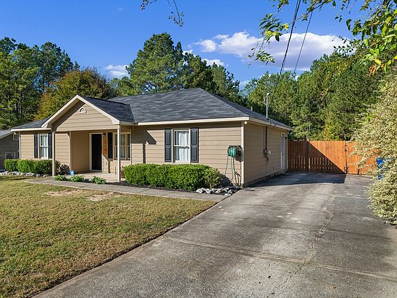 3rd image of 654 Lee Road 412
