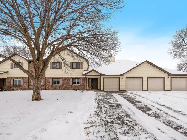 4326 Evergreen Dr #706, Saint Paul, MN 55127