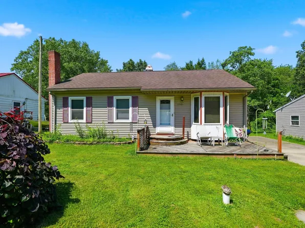 2501 W Side Dr, Warsaw, IN 46580