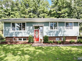 299 Park Ave, Park Ridge, NJ 07656