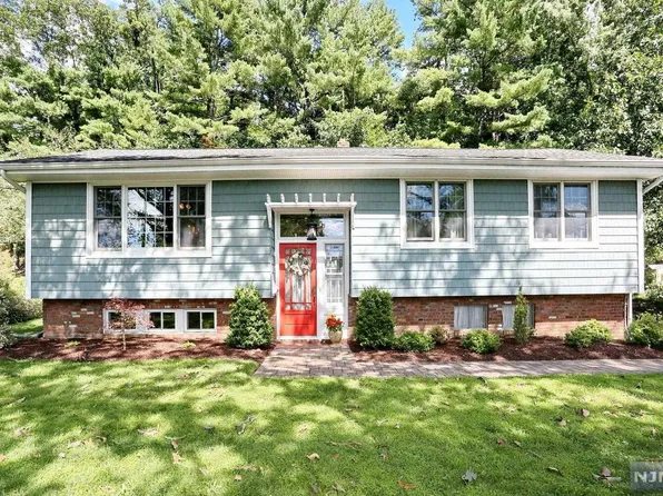 299 Park Ave, Park Ridge, NJ 07656