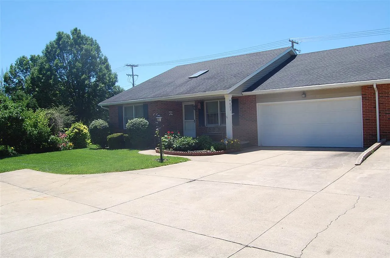 4603 Riversedge Ct photo 1