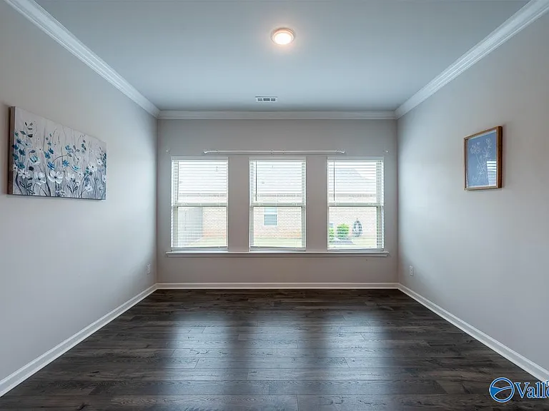 331 Jackson Point Cir — Photo 6