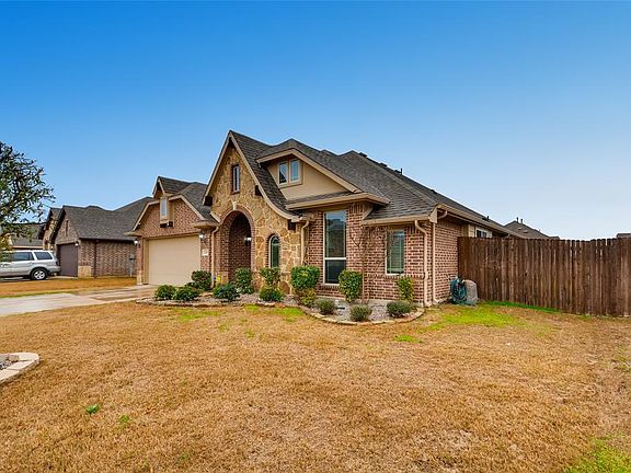 2nd image of 1205 Star Grass Dr