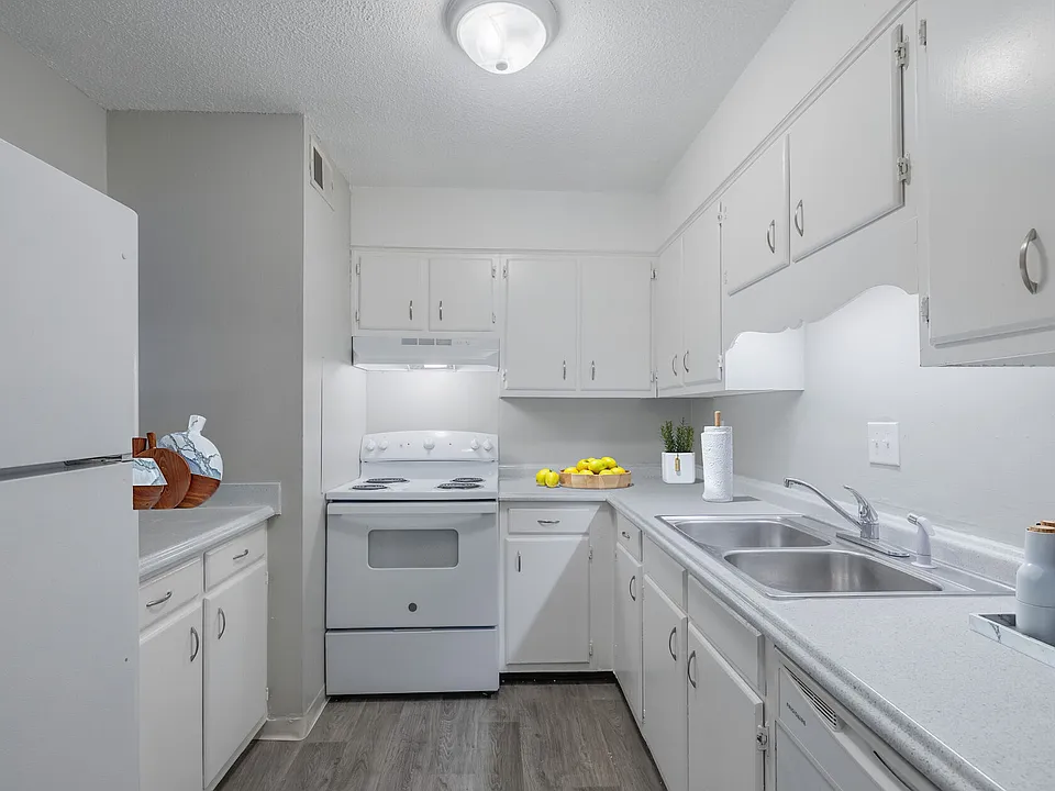 Brookwood Apartments