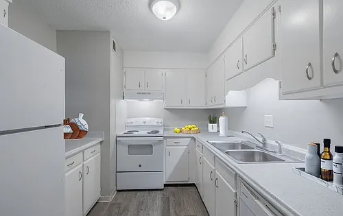 Brookwood Apartments Photo 1