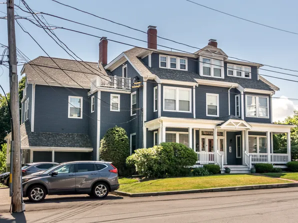 110 Maple Pl APT 8, Dedham, MA 02026