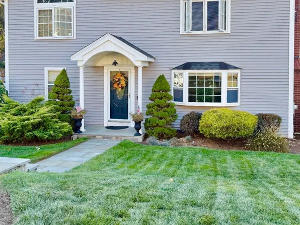 99 Quinsey Drive, Bridgeport, CT 06606