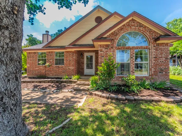 809 W Ball St, Weatherford, TX 76086