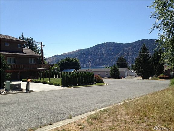 4th image of 20 McLallen Ln