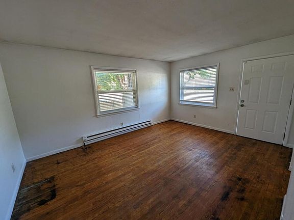 5th image of 3701 N Emerson Ave