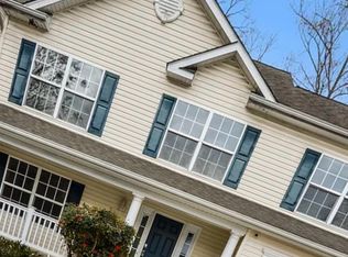 647 210th St, Pasadena, MD 21122