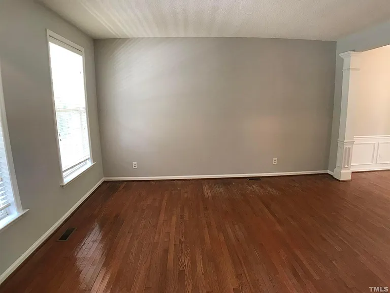114 Hidden Rock Ct — Photo 3