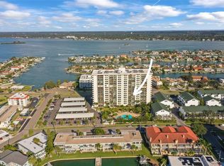 400 Island Way APT 602, Clearwater, FL 33767