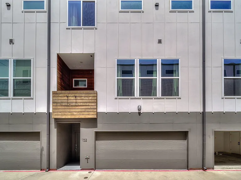 1510 N Washington Ave #102 — Photo 3