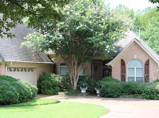 7830 Hunters View Dr, Olive Branch, MS 38654
