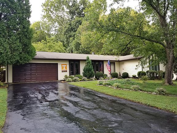 2nd image of 11913 Midhurst Dr