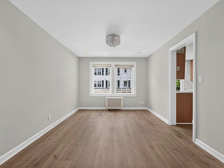 16 Randolph Ter — Photo 8