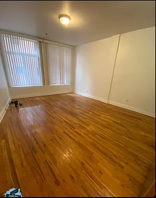 Rented by Fifth & Forever LLC | media 39