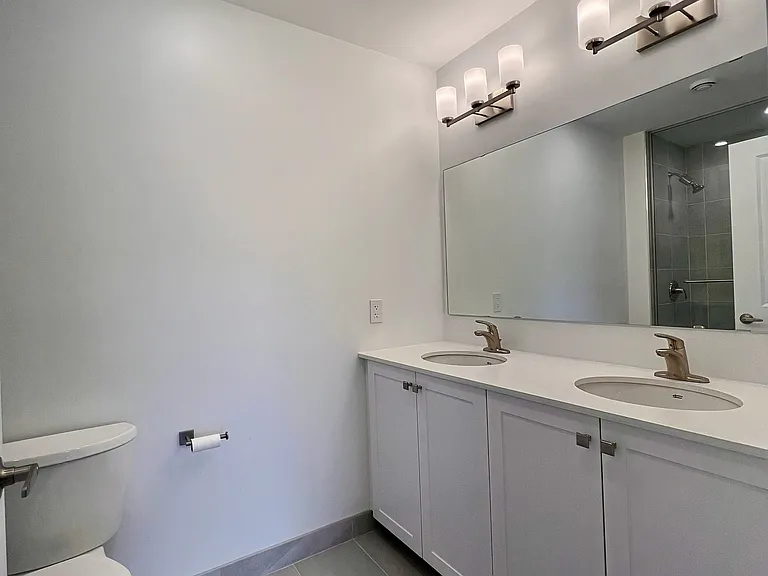 19 B West St N #406 — Photo 22