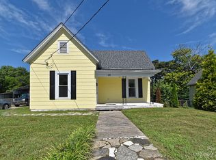 68 14th St SE, Hickory, NC 28602