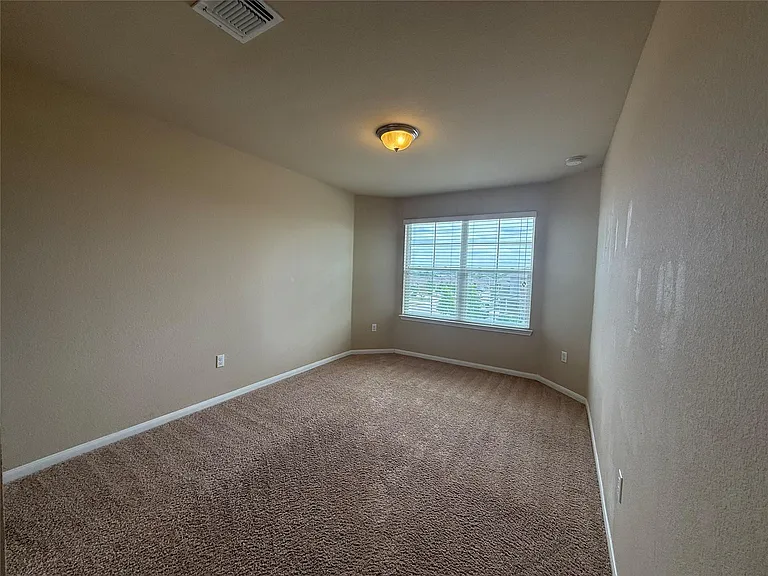 503 Libani Ln — Photo 23
