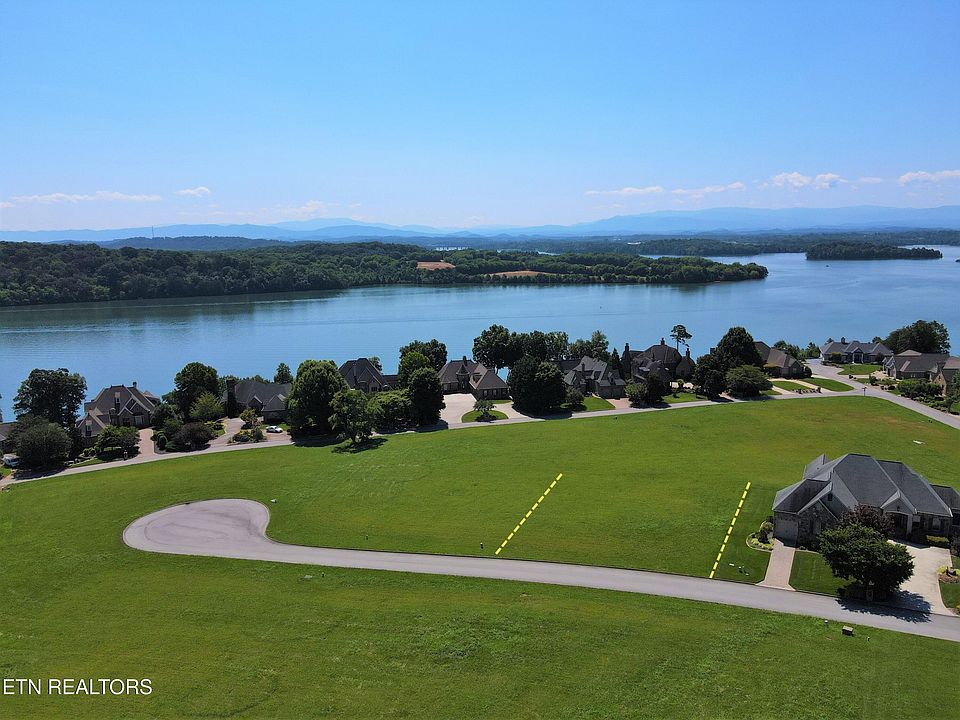 1st image of 220 Gold Finch Ln