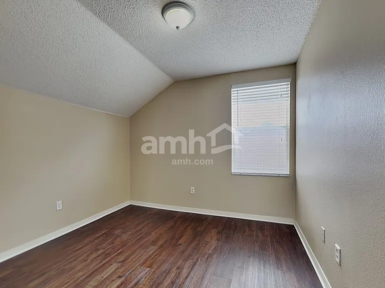 28721 Seashell Ct — Photo 19